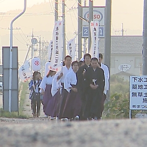 【教祖様ご生誕200年奉祝行事】　奉祝パレード（ご生家～教祖奥城）