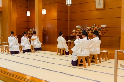 10月22日 月例祭が仕えられました