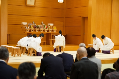 11月22日月例祭が仕えられました